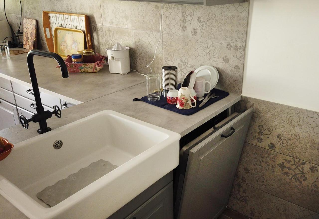 Fistiki Rooms Agia Marina  Luaran gambar