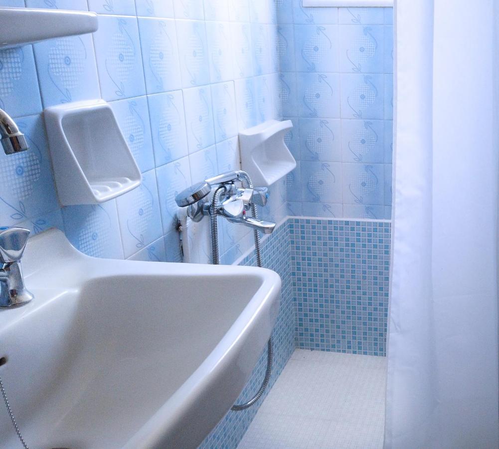 Fistiki Rooms Agia Marina  Luaran gambar
